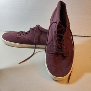 Old Navy Mid Top Sneaker